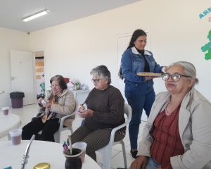 atividades-do-mes-de-abril-no-cras-em-parceria-com-a-secretaria-de-saude-x.jpg