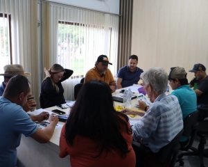 prefeito-vitorio-antunes-de-paula-reuniu-se-com-secretarios-municipais-i.jpg