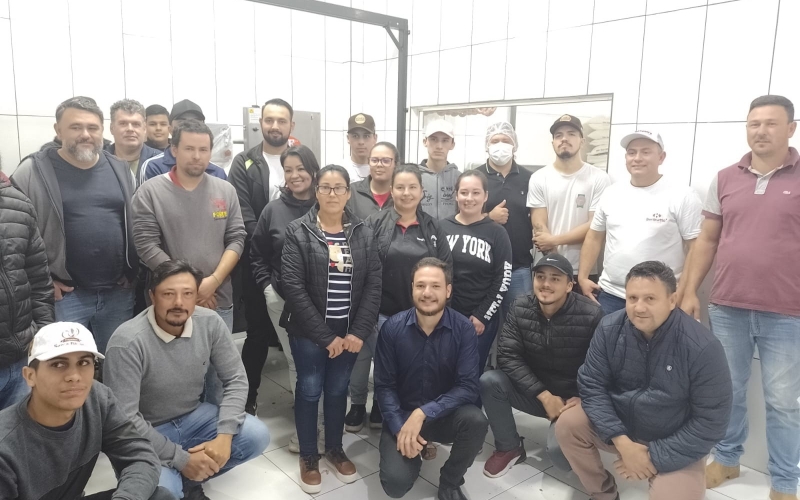 A ADMINISTRAÇÃO MUNICIPAL PROPICIOU MAIS UM CURSO DE SUCESSO