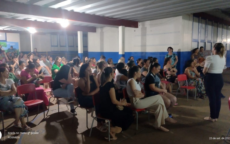 REUNIÃO COM OS PAIS SOBRE A ESCOLA EM TEMPO EM INTEGRAL