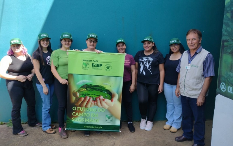 CURSO DE OPERAÇÃO E MANUTENÇÃO DE TRATORES AGRÍCOLAS É OFERTADO PARA AGRICULTORAS DE NOSSO MUNICÍPIO 